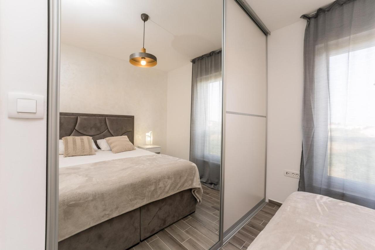 Luxury D Apartments Bibinje Exterior foto